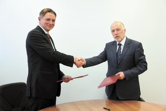 ФМР подписал соглашение с омбудсменом Ленобласти