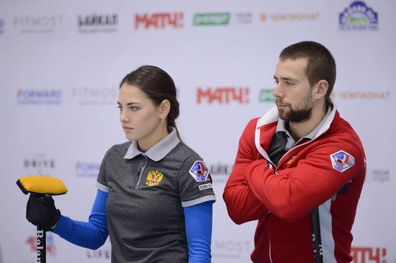 Керлингистка Брызгалова отказалась менять партнера на чемпионат мира