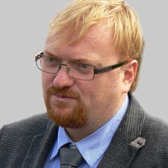 Милонов назвал "Лето" Серебренникова о Цое не фильмом, а "политтехнологией"