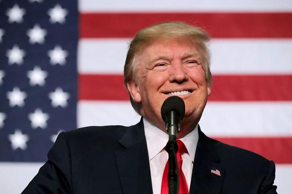 Трамп отложил введение новых антироссийских санкций