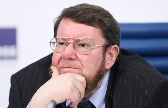 «Может, Крымский мост остался последним, а остальные деньги сгрузили в Штаты?»