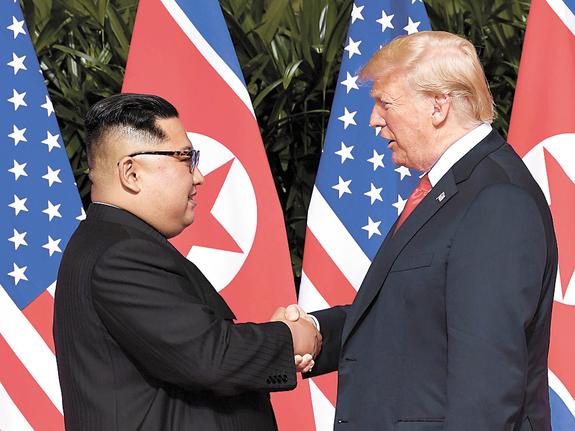 Трамп подбирается к Владивостоку?