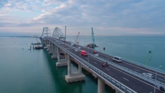 За два месяца по Крымскому мосту проехало более 1 млн машин