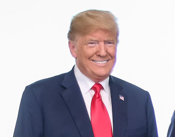 Трамп объяснил, почему не считает Россию своим противником