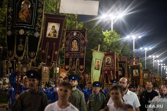 Крестный ход состоялся в Екатеринбурге в память об убитой семье Николая II