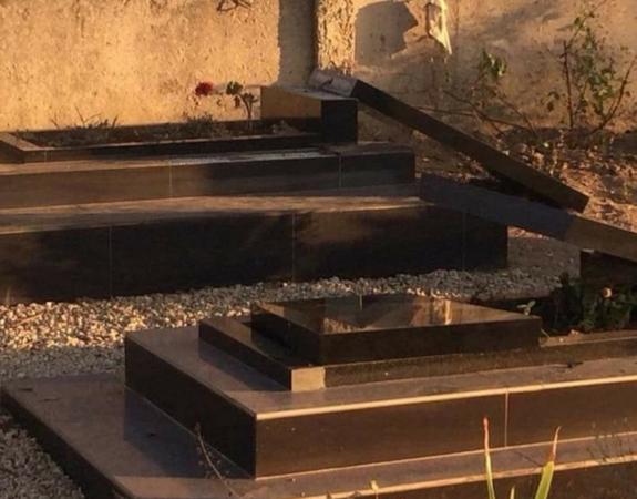 У Керчи неизвестными было повреждено 15 надгробий на мусульманском кладбище