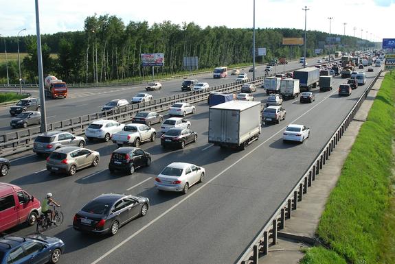 Из-за демонтажных работ до вторника перекрыли участок МКАД