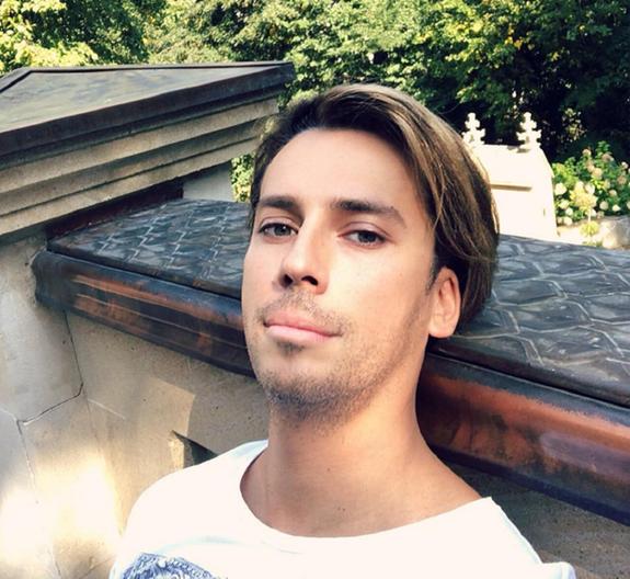 Максим Галкин показал "свою красотку"