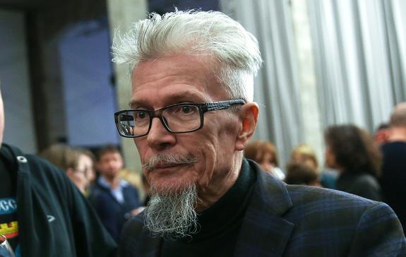 «Простым школьным преступлением кто-то прикрыл теракт»