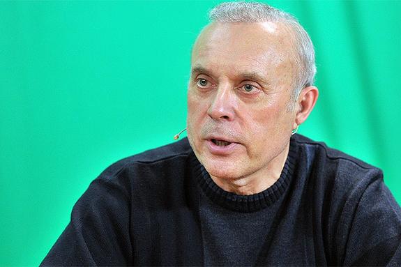 После окончания службы Путина рекомендовали покойному Собчаку как сотрудника СВР