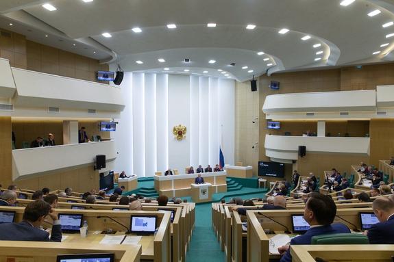 В Совфеде прокомментировали новый рекорд продолжительности шатдауна в США