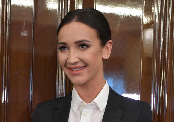 Бузова пожаловалась на проблемы со здоровьем и заявила, что "все очень серьезно"