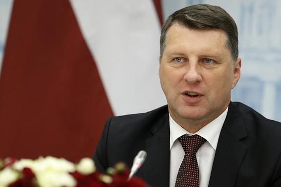 Президент Латвии: следует искоренить статус «негражданин» у детей неграждан