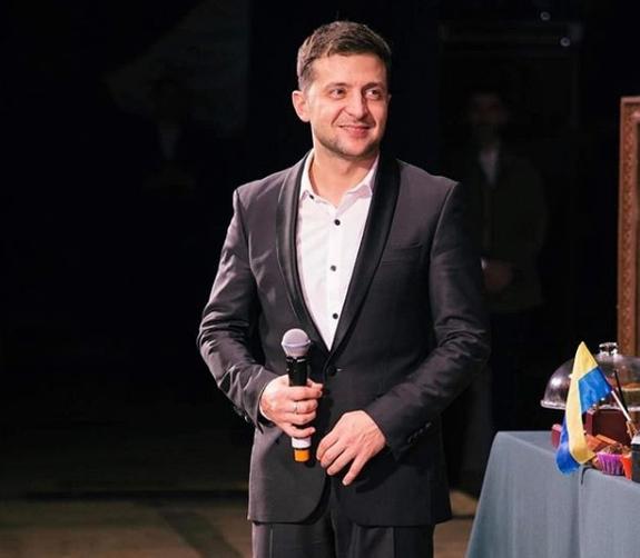 Предвыборный штаб Зеленского предложил пройти тест про Порошенко