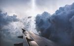 В отчете МАК о катастрофе SSJ-100 зафиксировано, что после попадания молнии у самолета пропала связь