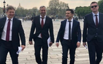 На Украине считают, что правительство специально загоняет Зеленского в ловушку