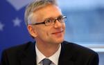 Премьер-министр Латвии заговорил по-русски