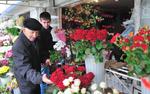 ВЦИОМ: Большинство мужчин собирается дарить 8 марта цветы