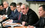 Единороссы обсудили с правительством сдерживание цен в условиях коронавируса