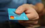 Россияне могут бесплатно переводить по номеру телефона до 100 тысяч рублей в месяц