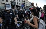 Экс-посол США на Украине высказался о протестах и беспорядках в американских городах