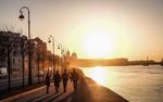 В Петербурге нетрезвый мужчина прыгнул в реку, чтобы избежать драки