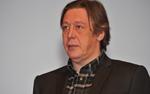 Адвокат Ефремова намекнул, что актер в момент ДТП мог быть в машине не один