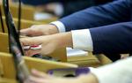 Госдума поддержала законопроект о штрафах для чиновников за оскорбление граждан