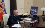 Единороссы призвали проследить за социальными выплатами медикам в праздники