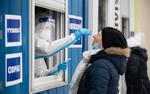 Власти Словакии вводят с 25 ноября локдаун из-за COVID-19