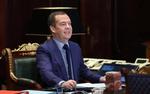Медведев: в условиях появления новых штаммов коронавируса локдаун бессмыслен