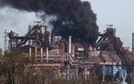 В Минобороны заявили, что ВС России и силы ДНР уничтожают огневые позиции ВСУ на заводе «Азовсталь»