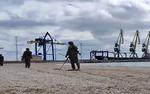 Минобороны РФ: Специалисты Черноморского флота и инженерных войск разминировали порт Мариуполя