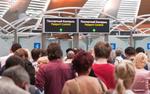 Уезжающие россияне в спешном порядке избавляются от имущества