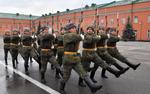 Эксперт Кнутов: социальная зрелость наступает с 21 года, поэтому предложение увеличить призывной возраст абсолютно правильно 
