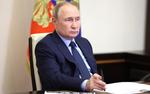 Президент Путин совершил рабочий визит в Мариуполь, прибыв туда на вертолете