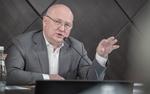Губернатор Развожаев после обнаружения морского дрона в акватории Севастополя призвал не эвакуироваться с пляжей и не паниковать