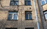 Четырехлетний мальчик выпал из окна квартиры в Ленобласти