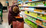 Россияне стали ежемесячно тратить на продукты питания на 4,5 тыс. рублей больше