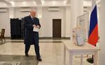 Президент Абхазии Бжания досрочно проголосовал на выборах президента РФ в Сухуме
