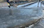 Пенсионеру выплатят полмиллиона рублей за падение на неубранном тротуаре