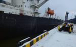 Дрозденко заявил об отсутствии угрозы разлива нефтепродуктов в Усть-Луге
