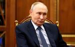 Президент Путин открытками поздравил ветеранов с 80-летием Победы