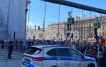 Петербуржцы не смогли разглядеть парад Победы из-за ограждений