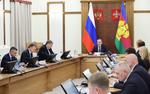 Губернатор Кубани провел совещание по вопросам реализации программ дорожного хозяйства