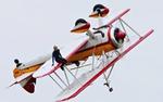 В США пилот уронил на крышу отеля дверь самолета