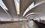 Пытаясь удержать любимого, мать столкнула ребенка на рельсы метро