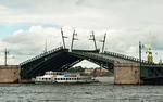 В 2015 году Тучков мост в Петербурге станет односторонним