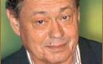 Николай Караченцов принимает поздравления с юбилеем