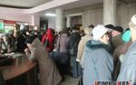 В керченских очередях старики «усугубляют инвалидность»